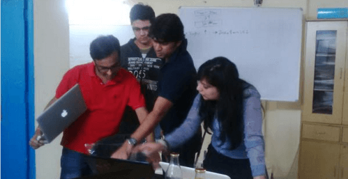 3.-First-Analytics-Hackthon-at-Niswey-in-2015